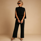 Women’s light summer jumpsuit with adjustable straps, breathable fabric, and practical pockets. Perfect for beach days, casual wear, and chic summer outings.